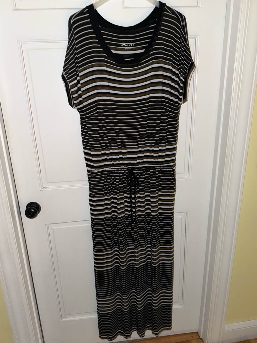 Ava & Viv Black and White Striped Drawstring Maxi Dress